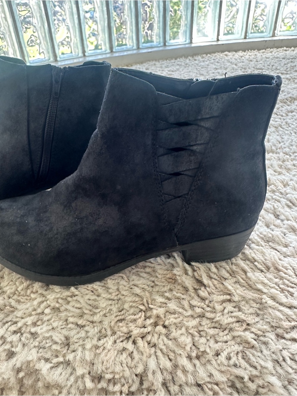 Carlos Santana Black Suede Ankle Booties with Side Zip - Picture 3 of 6